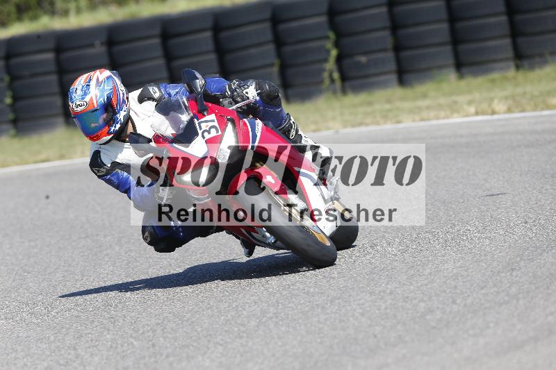 Archiv-2025/49 26.08.2025 Cornu Master School ADR/rot-rouge/37